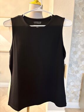NWT Adrienne Vittadini Sleeveless Top